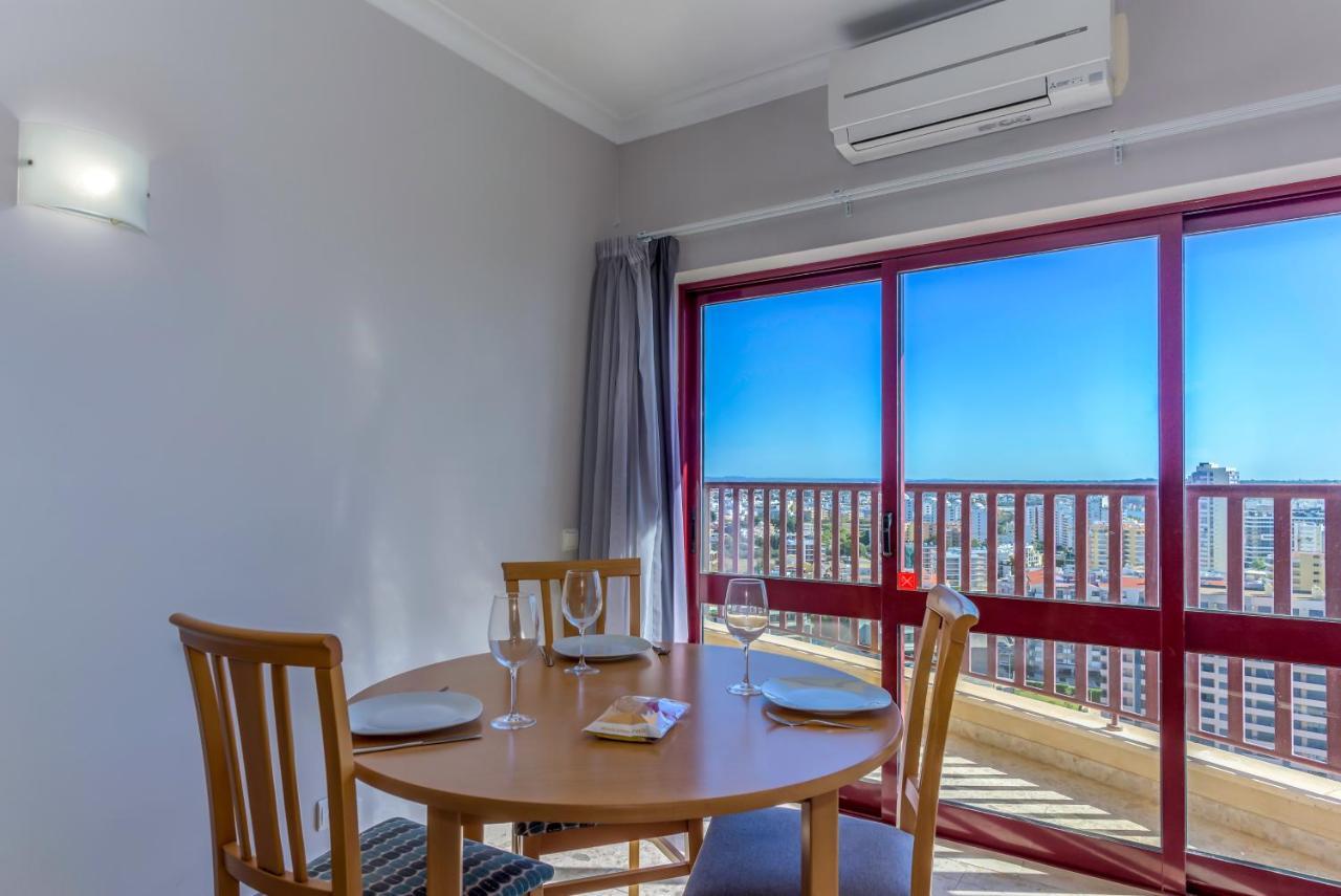 Flh Praia Mar Marine Flat With Pool Portimao Exterior photo